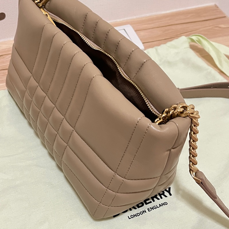 BURBERRY肩背包日本限定款80652221-9