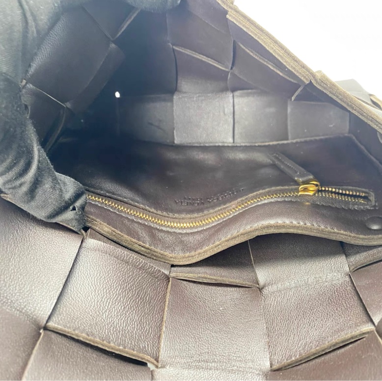 BV Cassette 15格 編織單肩包-10