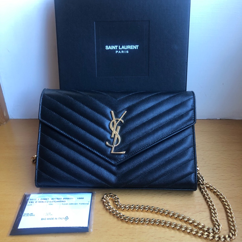 YVES SAINT LAURENT-1
