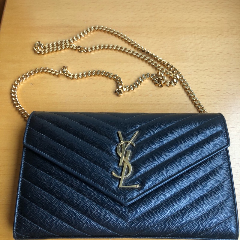 YVES SAINT LAURENT-5