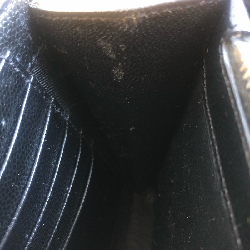 YVES SAINT LAURENT-15