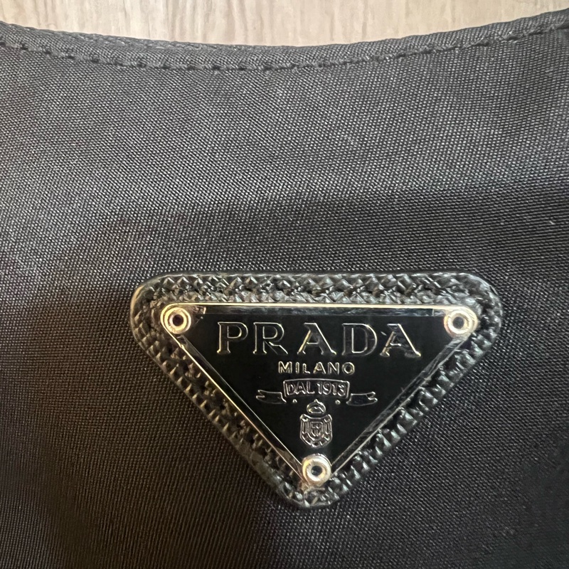 PRADA OUTLET 1NE515  Re-Edition2000 HOBO尼龍腋下包 黑色 prada2000-9