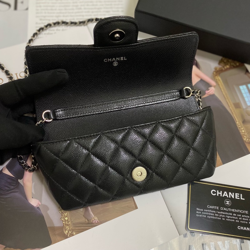 CHANEL香奈兒荔枝皮菱格紋眼鏡墨鏡包-9