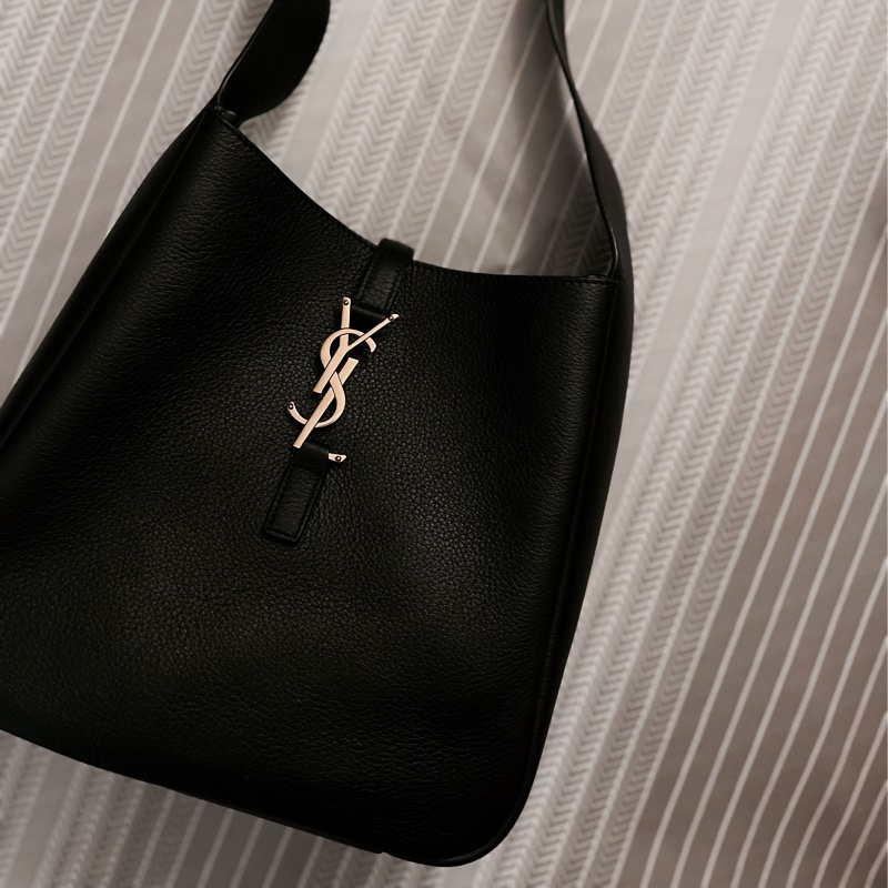 大降價！YSL  LE 5 À 7皮革小型Hobo腋下水桶包rose私服穿搭 IG爆紅款-5