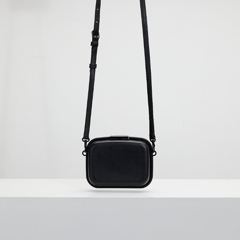 巴黎世家飯盒包-1