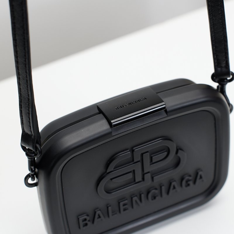 巴黎世家飯盒包-8