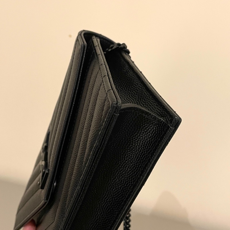 （降價！）YSL 山型紋魚子醬黑字 LOGO WOC 鏈包-5
