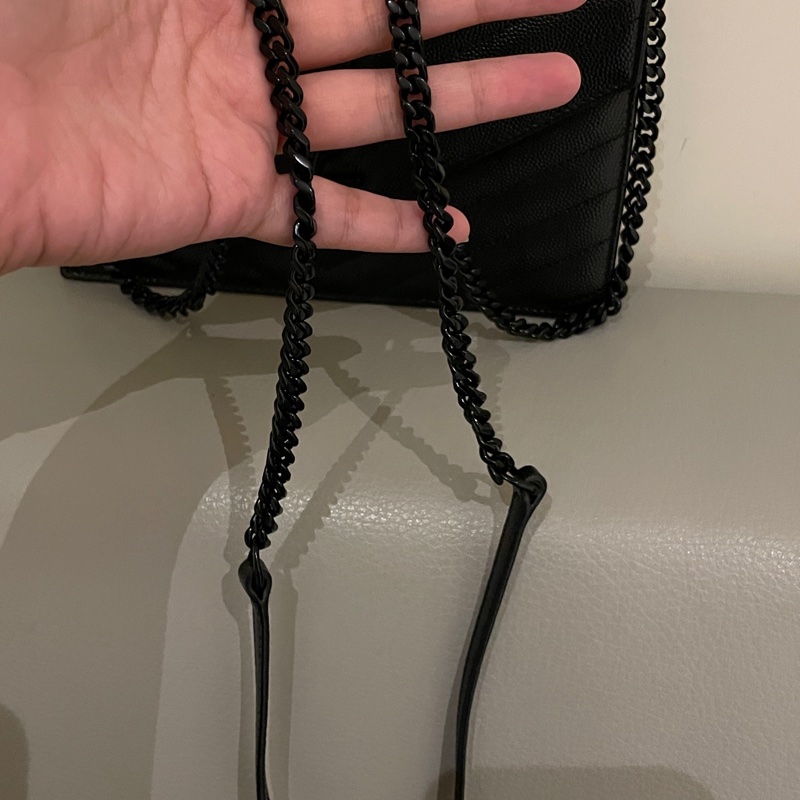 （降價！）YSL 山型紋魚子醬黑字 LOGO WOC 鏈包-8