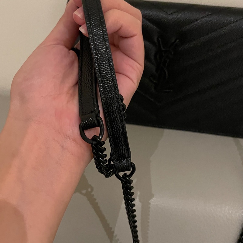 （降價！）YSL 山型紋魚子醬黑字 LOGO WOC 鏈包-9