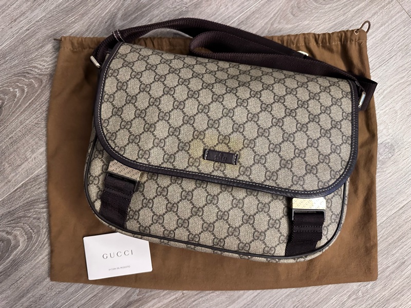 Gucci郵差包-1
