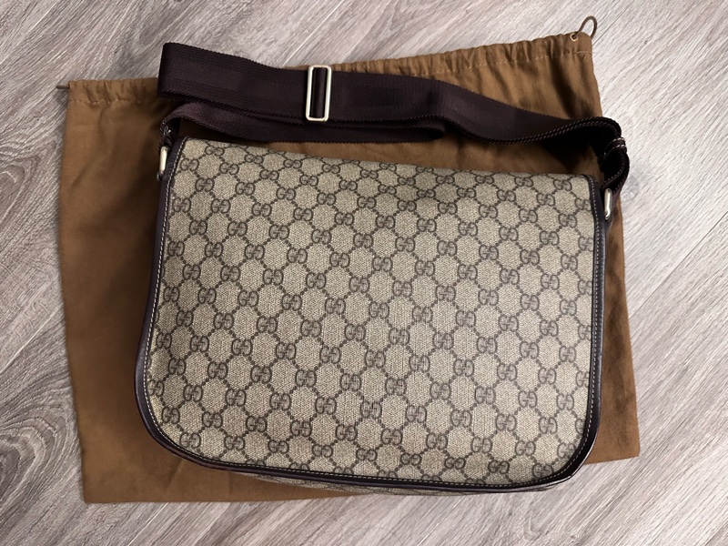 Gucci郵差包-2