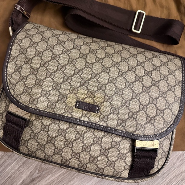 Gucci郵差包-5
