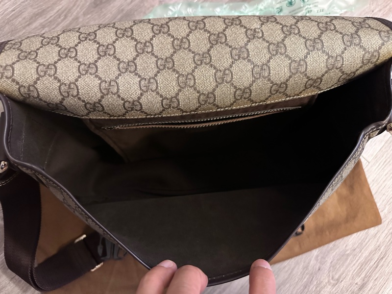 Gucci郵差包-9