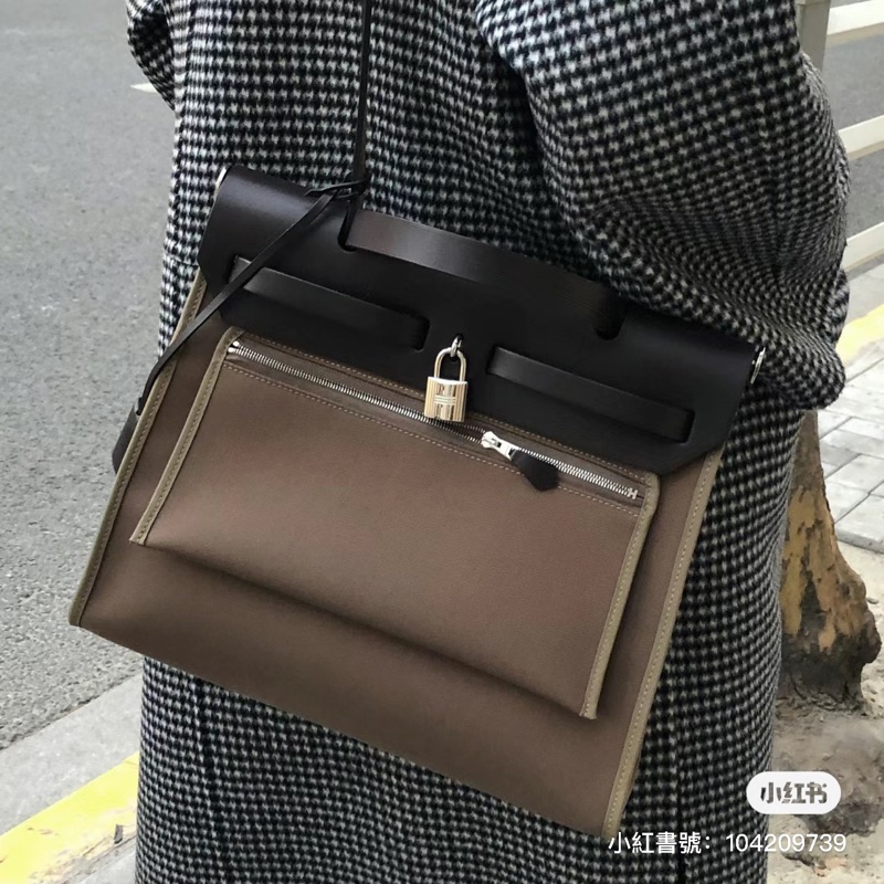 二手🤎愛馬仕Hermes herbag zip 31 大象灰外縫🐘配烏木色-4