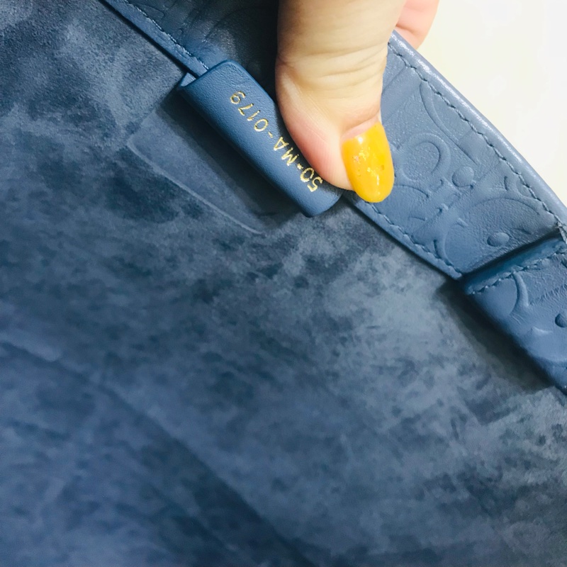 Dior Book tote全皮壓紋托特包（已售出）-7