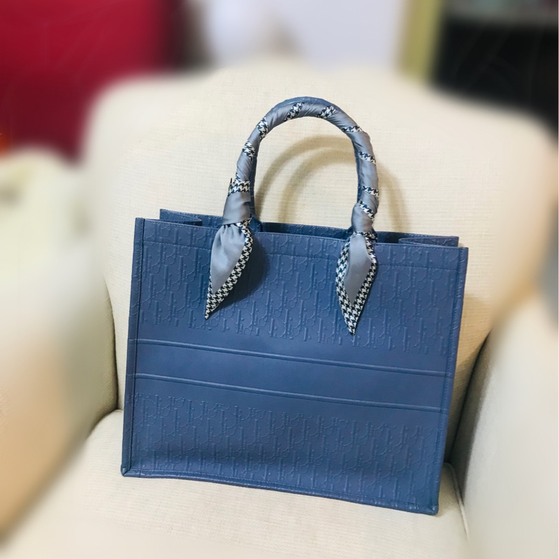 Dior Book tote全皮壓紋托特包（已售出）-10