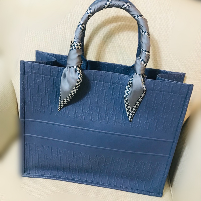 Dior Book tote全皮壓紋托特包（已售出）-11