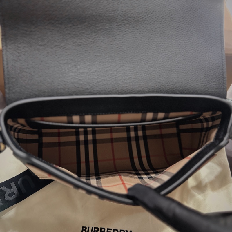 ✨Burberry 皮革與 Vintage 格紋 Note 斜背包（9.9成新）-11