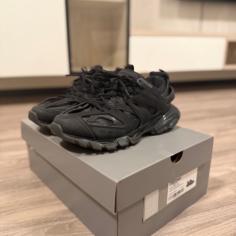 巴黎世家 Track 尺寸44