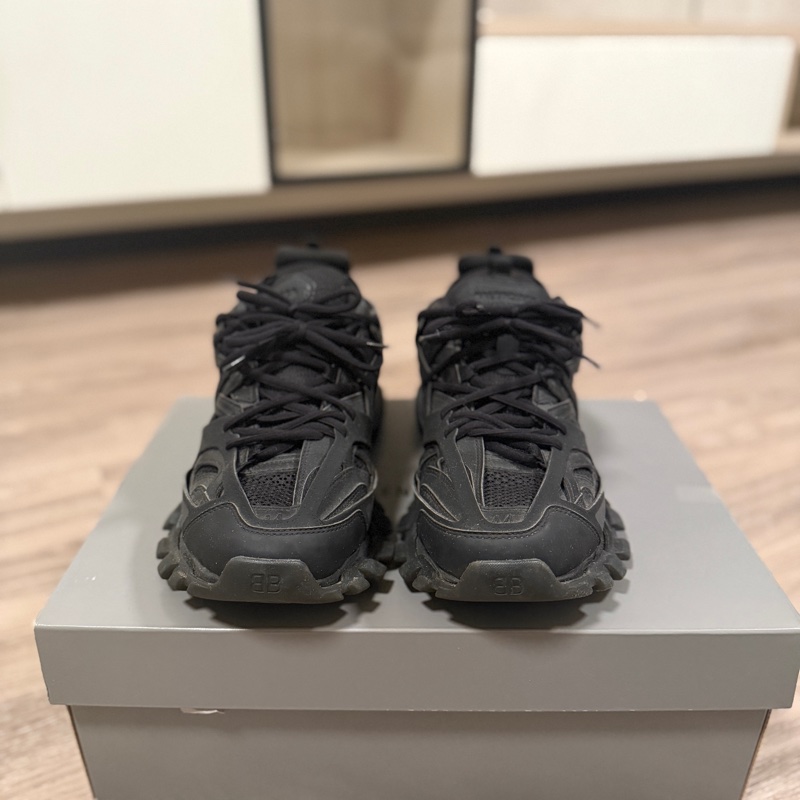 巴黎世家 Track 尺寸44-3