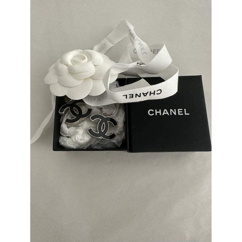 Chanel vintage香奈兒復古兩用黑色cc標誌銀色吊墜式鉤式針式耳環 項鍊-2