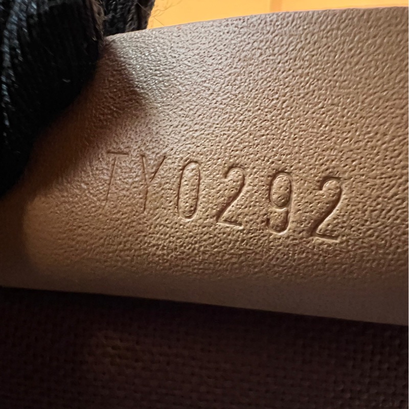 LV Nano Speedy M81085-2