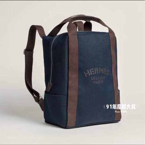 愛馬仕後背包 已經賣掉一顆 目前還有一顆 歡迎帶走 Hermes