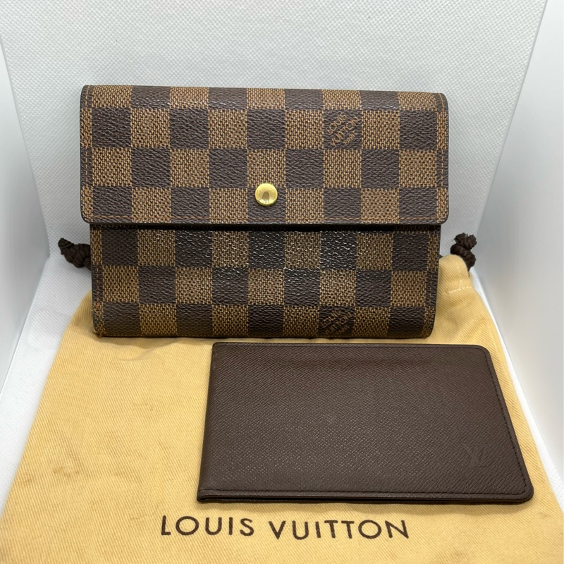 法國製Louis Vuitton路易威登Damier ebene棋盤棕格三折皮夾-0