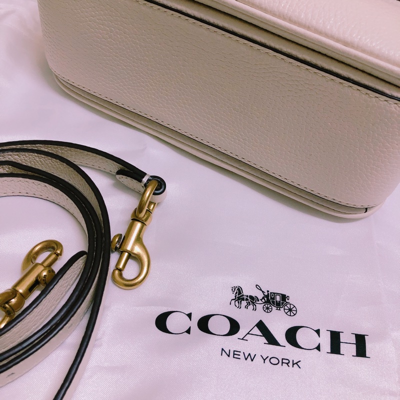 Coach Cassie19 郵差側背包 肩背包 手提包 粉筆白-6
