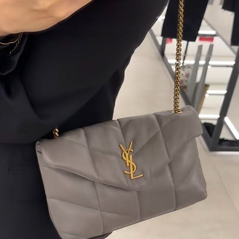 Saint Laurent YSL LouLou 小羊皮 Puffer Toy 金鍊包 風暴灰-10