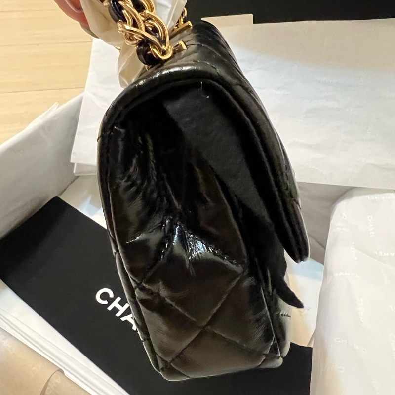 Chanel 小型手把口蓋包(可小議)-6