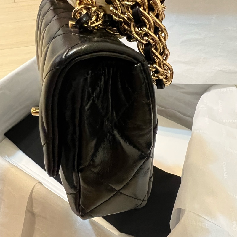 Chanel 小型手把口蓋包(可小議)-7