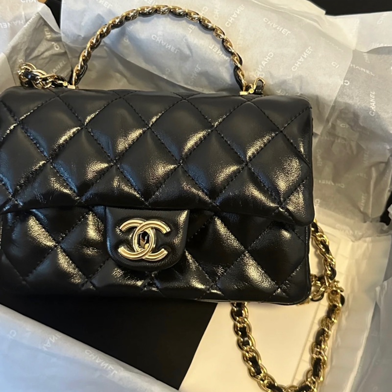 Chanel 小型手把口蓋包(可小議)-8