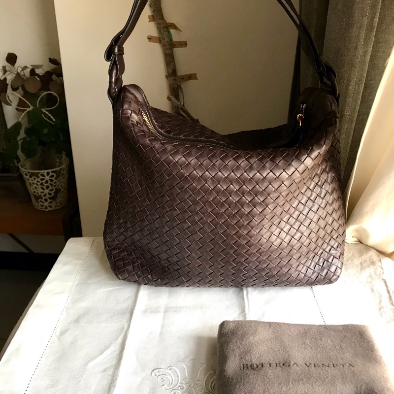 Bottega Veneta BV慵懶編織包/大郵差包🌠美拉德色🌠肩背/側背/手提/斜背🌠正品🌠況好🌠背帶可2段式調整-1