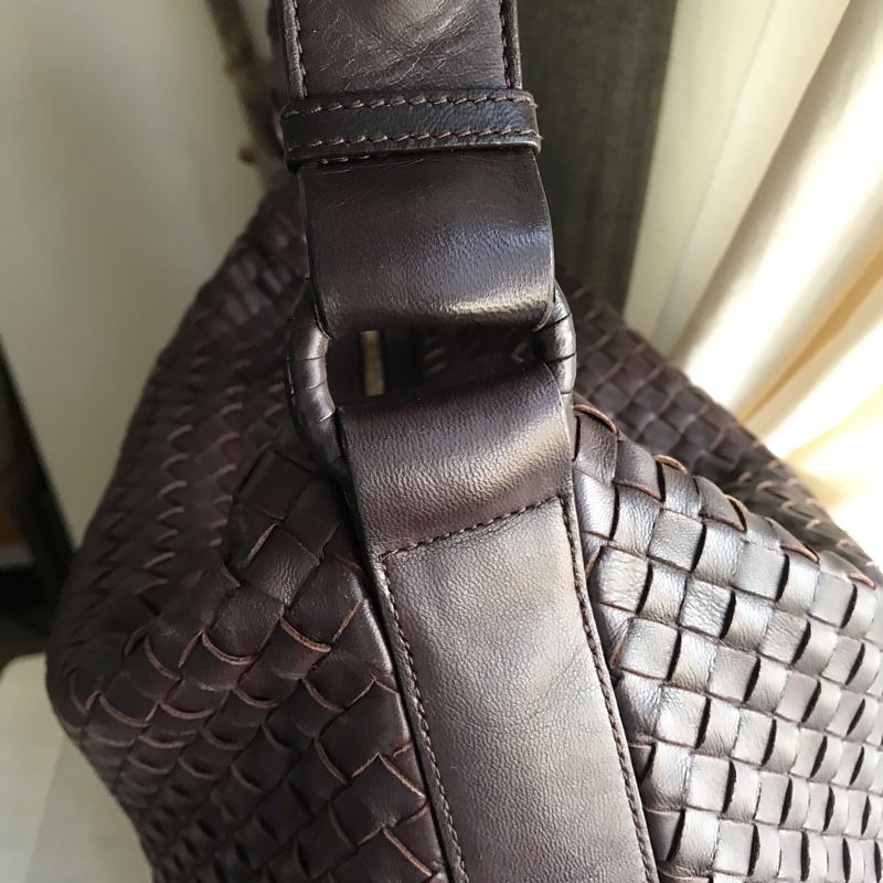 Bottega Veneta BV慵懶編織包/大郵差包🌠美拉德色🌠肩背/側背/手提/斜背🌠正品🌠況好🌠背帶可2段式調整-17