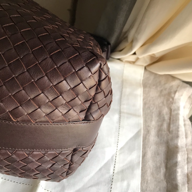Bottega Veneta BV慵懶編織包/大郵差包🌠美拉德色🌠肩背/側背/手提/斜背🌠正品🌠況好🌠背帶可2段式調整-26