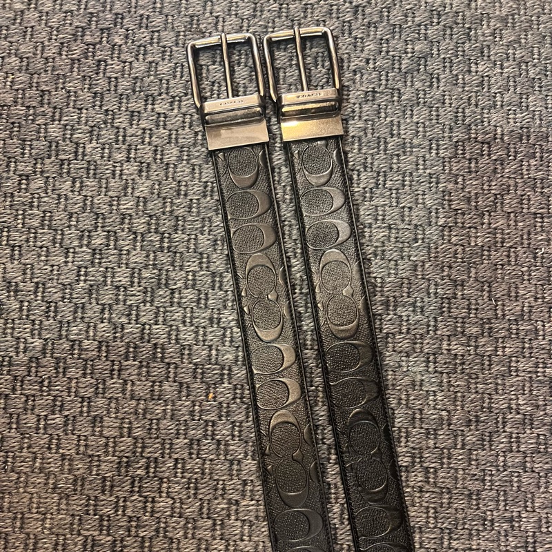 🤎Coach皮帶 全數出清一條都 NT$2500 全新 #都是雙面用喔 #老花另一面就是素面 專櫃都要7~8千左右 皮帶寬度 約3cm 男女都適用 腰圍不挑 胖胖跟瘦瘦都可用 可裁剪 賣完為止🤎-0