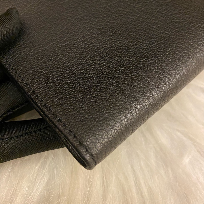 miu miu 護照卡片夾-6