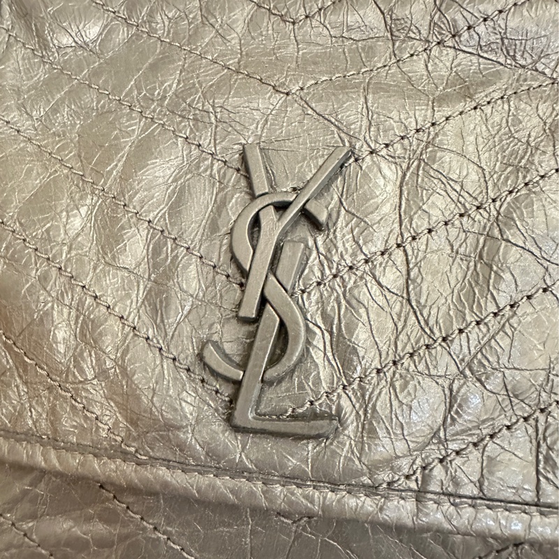 YSL 水泥灰揉製牛皮NIKI 鏈包-4