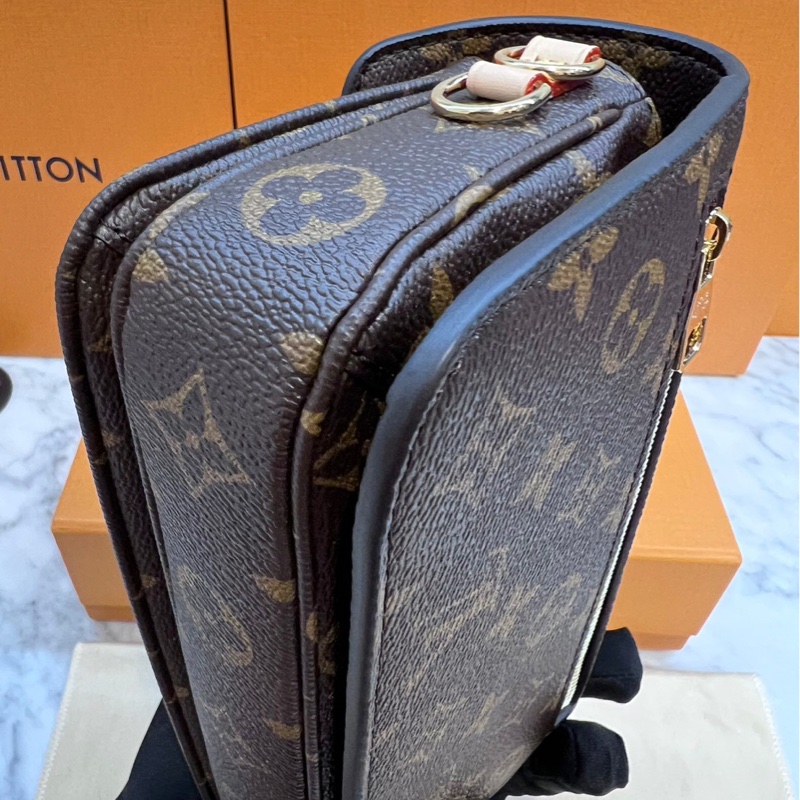 LV 小郵差 法棍 芯片款 M46279 Pochette Metis East West-25