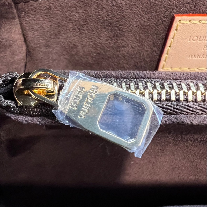 LV 小郵差 法棍 芯片款 M46279 Pochette Metis East West-31