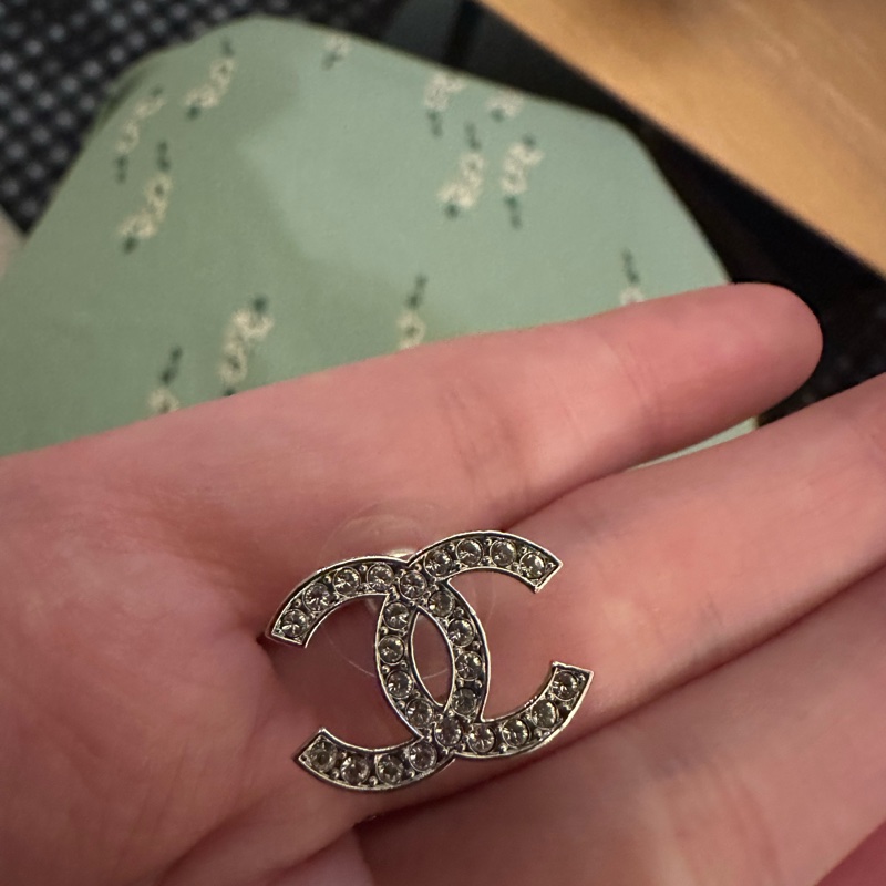 Chanel 雙c logo耳環 銀色帶鑚款-5
