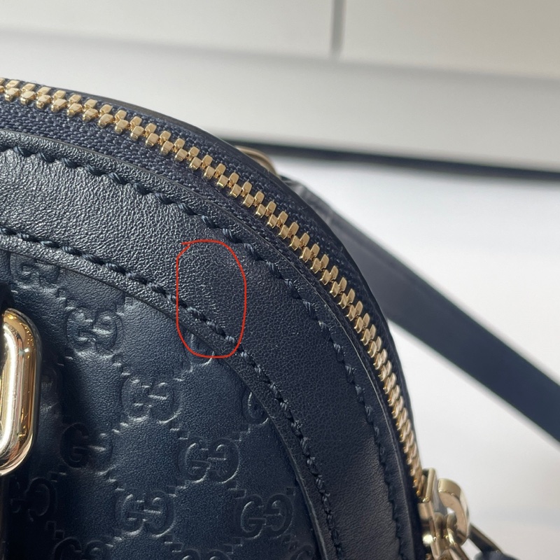 GUCCI深藍牛皮壓紋兩用貝殼包-4