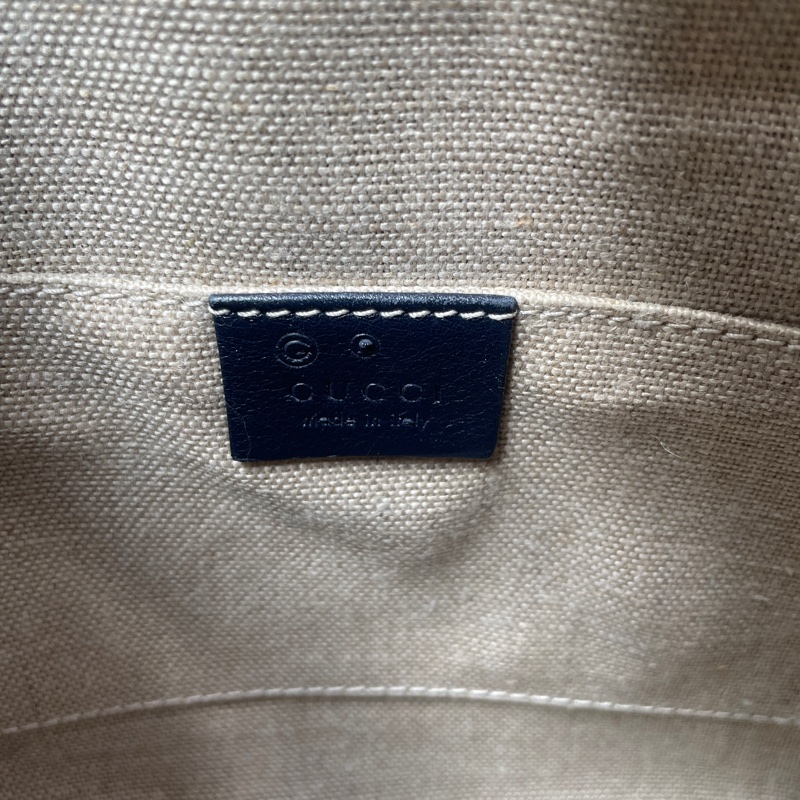 GUCCI深藍牛皮壓紋兩用貝殼包-6