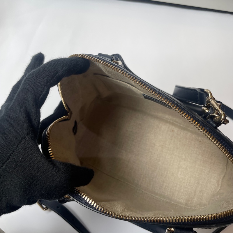 GUCCI深藍牛皮壓紋兩用貝殼包-8