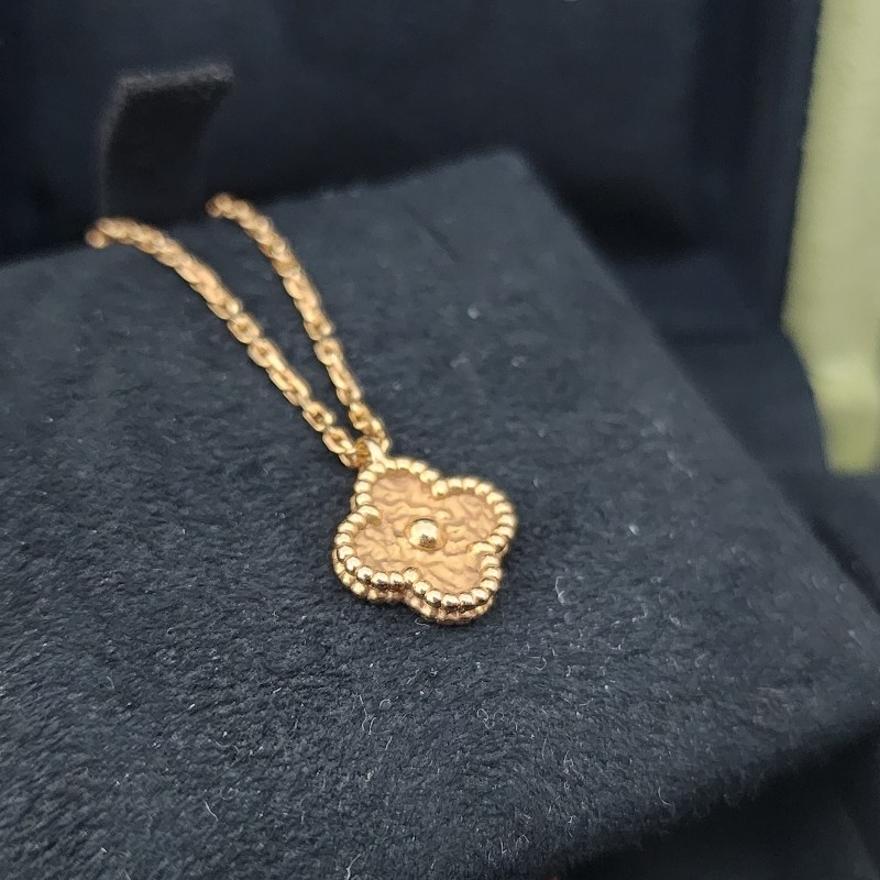Van Cleef & Arpels梵克雅寶 Sweet Alhambra吊墜-6