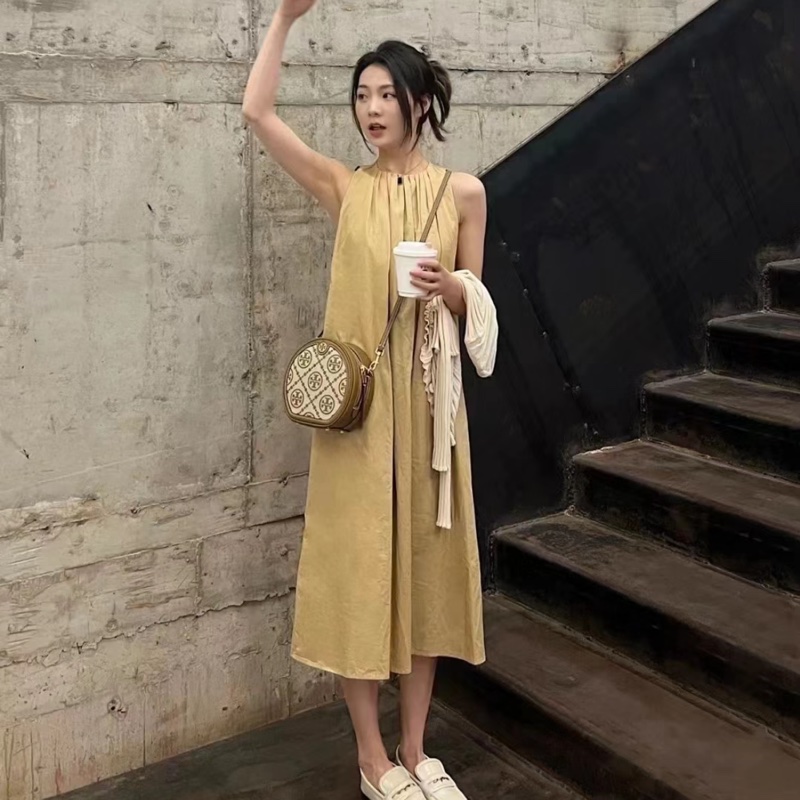 Tory Burch 老花 滿月包 圓餅包 手機可入-5