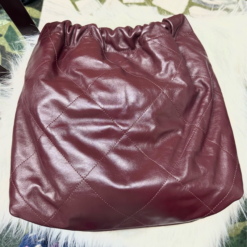 CHANEL 🇫🇷 22 small bag (酒紅)-5