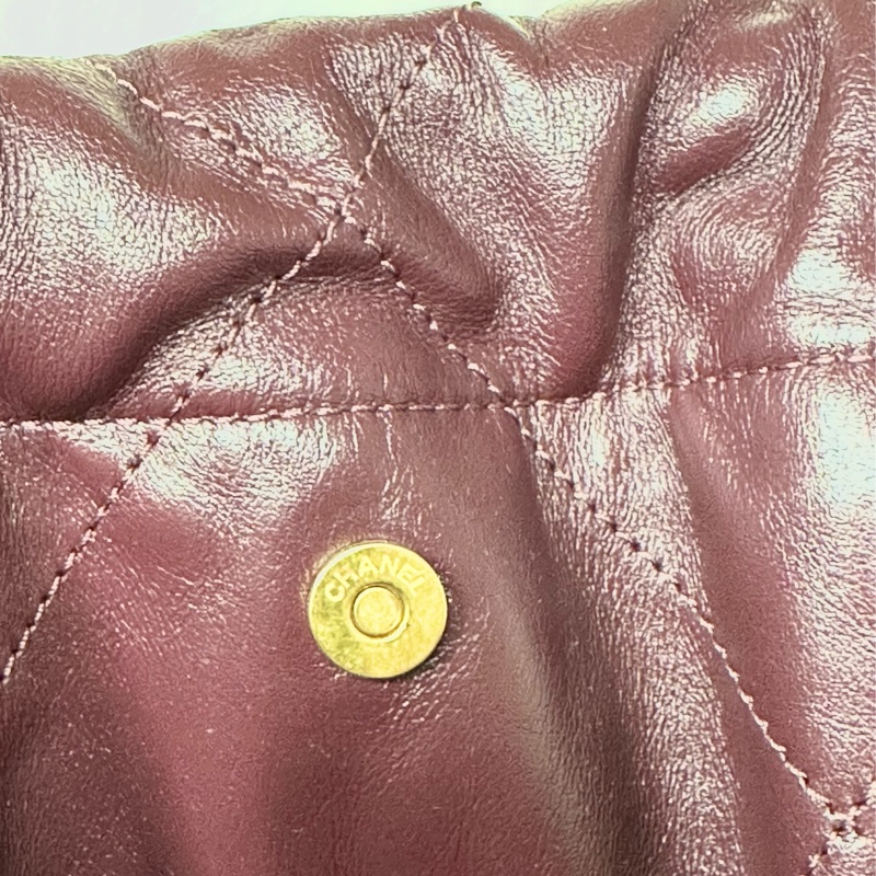 CHANEL 🇫🇷 22 small bag (酒紅)-6