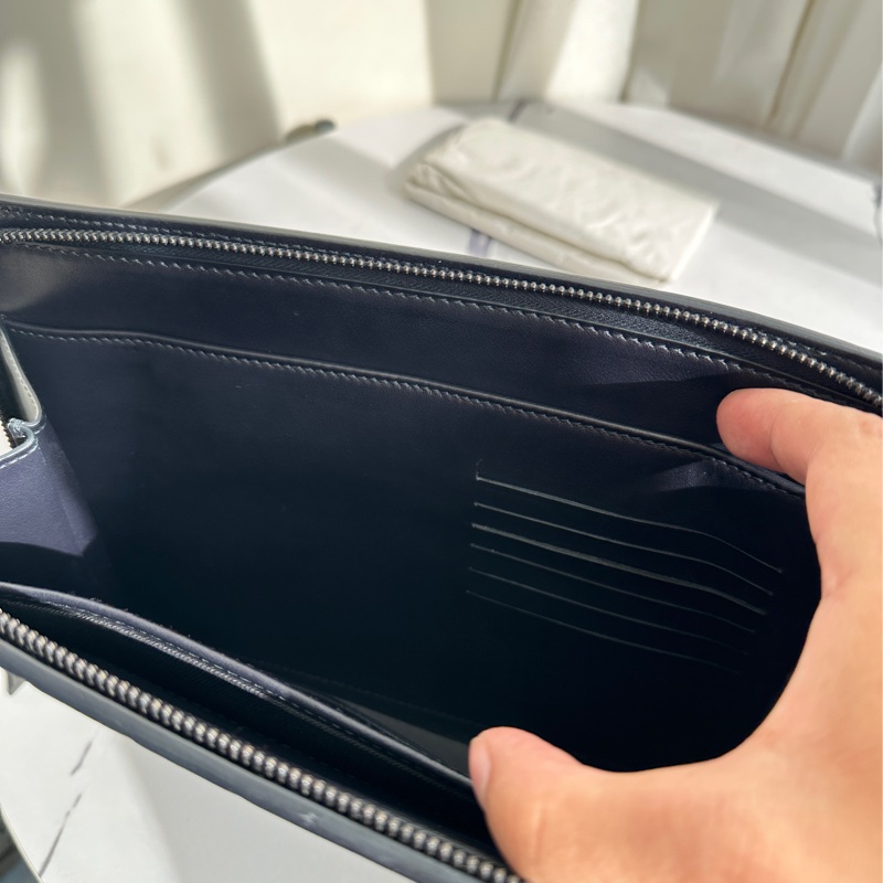 BV 黑編織手拿包-8